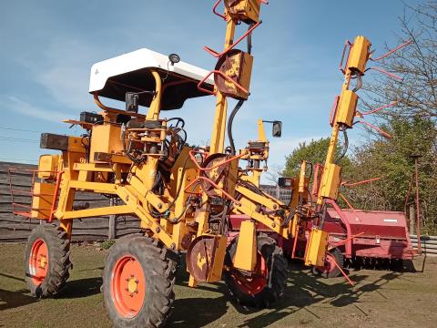 Castrix S4 4 hengeres címerező deutz motorral