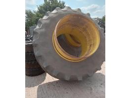 650/85R38 Trelleborg ikerkerékpár kapcsokkal