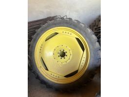 John Deere állítható művelőkerék szett