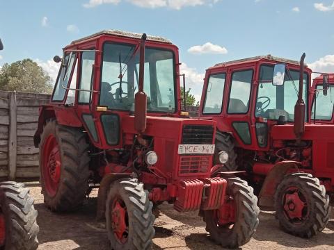 MTZ 82; 1986-os évjáratú, lassú jármű MTZ 82; 1986-os évjáratú, lassú jármű