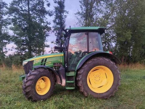 John Deere 5115R -0%Áfa-Leszállítva-2200 órás