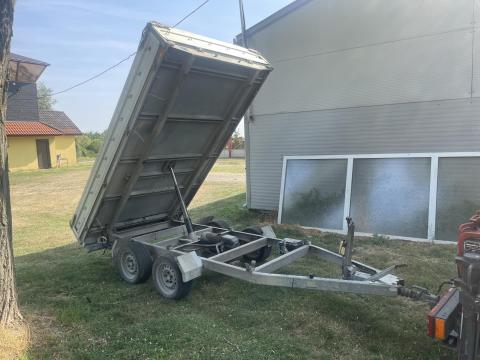 HUNBAUR elektromosan billenő utánfutó 2400 kg hasznos terheléssel HUNBAUR elektromosan billenő utánfutó 2400 kg hasznos terheléssel