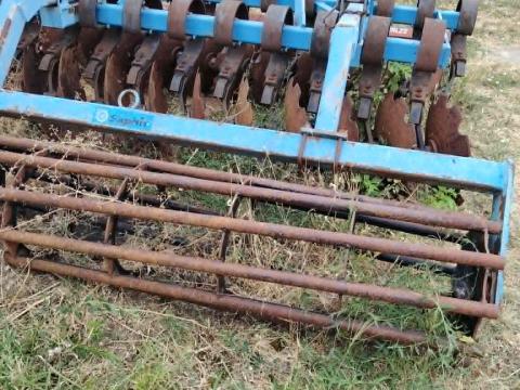 Lemken Sapír 3 m függesztett rövid tárcsa eladó Lemken Sapír 3 m függesztett rövid tárcsa eladó
