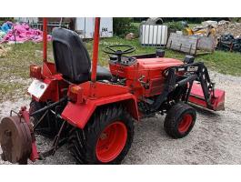 Eladó traktor