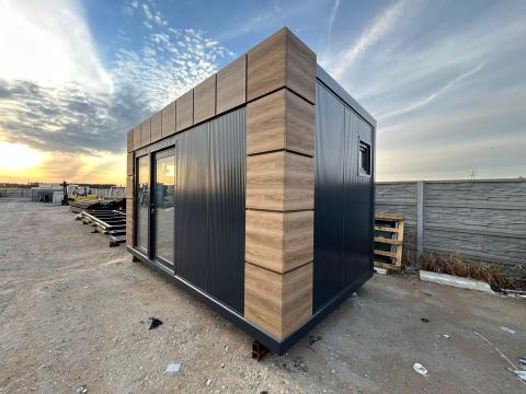 Pavilon + WC konténer Pavilon + WC konténer