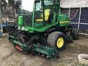 John Deere 8700 fűnyíró traktor