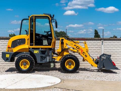 FORCE 915 LUX törzscsuklós homlokrakodó