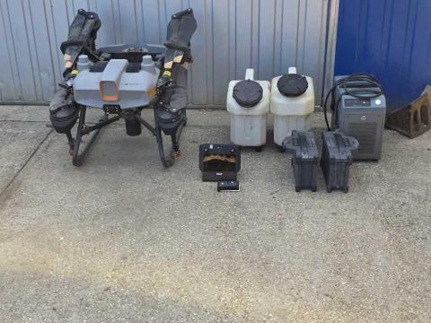 Dji Agras T10 permetező drón Dji Agras T10 permetező drón