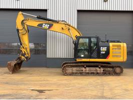 Caterpillar 320FL / 2017 / 10 996 üzemóra / Lízing 20%-tól