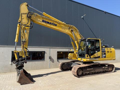 Komatsu PC240NLC-11E0 / 2019 / 9 430 üzemóra / Lízing 20%-tól Komatsu PC240NLC-11E0 / 2019 / 9 430 üzemóra / Lízing 20%-tól
