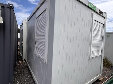 10' használt irodakonténer