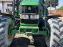 John Deere 6230