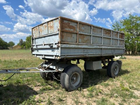 Eladó Hódgép KBP-8A billenős pótkocsi (Hw 8011) Eladó Hódgép KBP-8A billenős pótkocsi (Hw 8011)