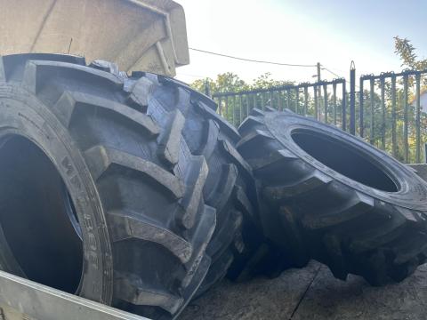 405/70 r24 CEAT