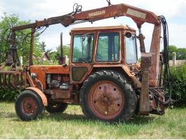 MTZ 80 KCR 4010-es daruval szerelve