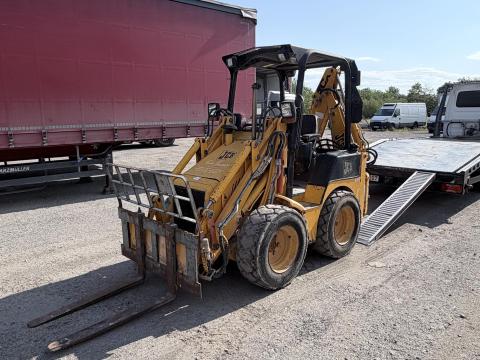 Jcb 1 cx kombinált gép