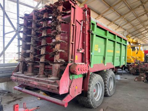 Strautmann VS 16 | 12000 KG | 2005 | Strautmann VS 16 | 12000 KG | 2005 |