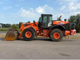 Hitachi ZW310-6 / 2020 / 8142 üzemóra / Lízing 20%-tól