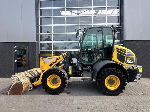 Komatsu WA80M-8 | A/C | 2022 | 6 072 üzemóra | Lízing 20%-tól Komatsu WA80M-8 | A/C | 2022 | 6 072 üzemóra | Lízing 20%-tól