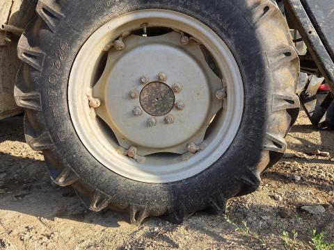 MTZ felni gumival eladó 24 MTZ felni gumival eladó 24