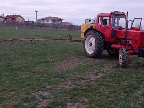 Motorháztető MTZ-hez eladó Motorháztető MTZ-hez eladó