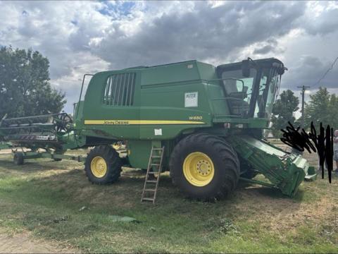 John Deere W650 John Deere W650