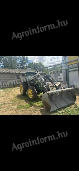 John Deere 2850