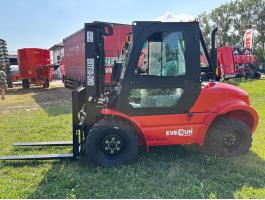 Everun ERTF30-2WD tereptargonca (fülkés)