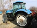 New Holland T7050 traktor
