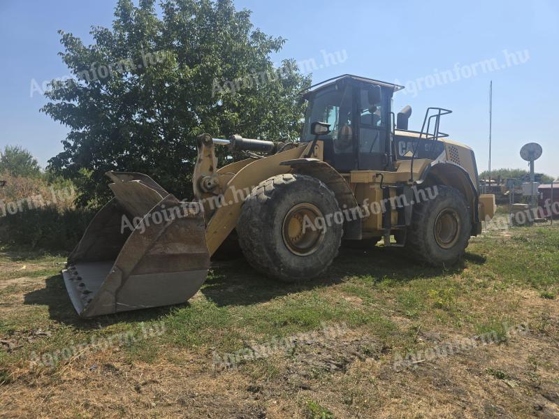 Caterpillar 966K homlokrakodó