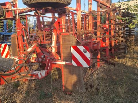 Howard nehézgruber 5 méter munkaszélesség (vaderstad Topdown) Howard nehézgruber 5 méter munkaszélesség (vaderstad Topdown)