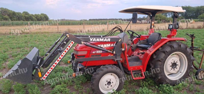 Rakodós Yanmar traktor