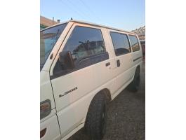 Mitsubishi L300