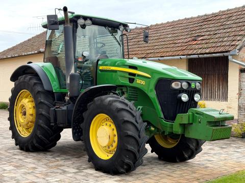 John Deere 7730 traktor