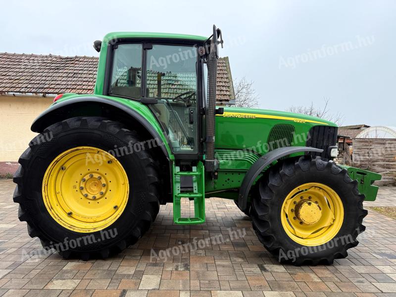 John Deere 6920S traktor