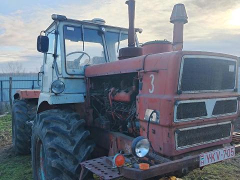 T150 K traktor