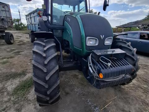 Valtra 124 lóerős, 2 tulajdonos, leinformálható előélet Valtra 124 lóerős, 2 tulajdonos, leinformálható előélet