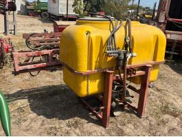 600L függesztett permetező