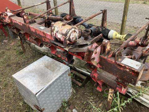 Fortschritt E 302 RK 4 dobos asztal Fortschritt E 302 RK 4 dobos asztal