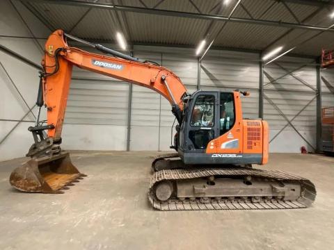 Doosan DX235 LCR-5 / 2015 / 11 102 üzemóra / Lízing 20%-tól Doosan DX235 LCR-5 / 2015 / 11 102 üzemóra / Lízing 20%-tól