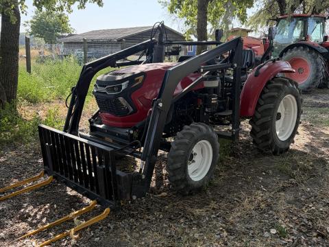 AMS 554 traktor homlokrakodóval AMS 554 traktor homlokrakodóval