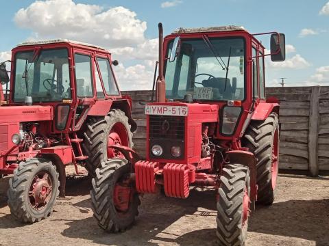 MTZ 82 198-as évjáratú