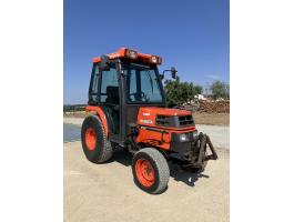 Kubota ST 25 kommunális traktor kistraktor