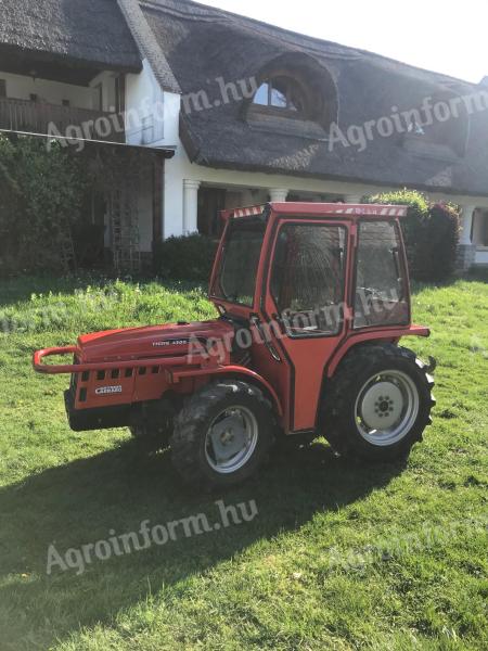 Antonio Carraro Tigre Country 4300 traktor 35 LE