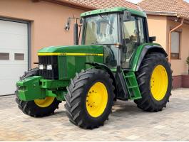 John Deere 6910 S traktor