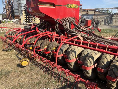 Vaderstad Rapid 800 S gabonavetőgép