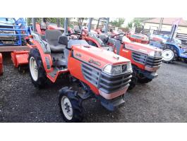 Kubota GB16 japán kistraktor talajmaróval