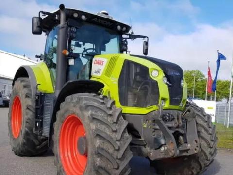 CLAAS AXION 830 CEBIS Full felszereltségű traktor eladó CLAAS AXION 830 CEBIS Full felszereltségű traktor eladó
