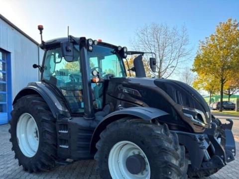 Valtra T155A Full felszerelt demós traktor eladó