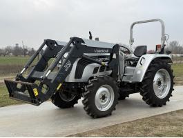 Lovol Foton Europard 504 4x4 traktor blackbull JX50 homlokrakodóval